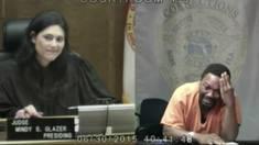 Drama e choro no tribunal: o reencontro entre juíza e acusado em Miami