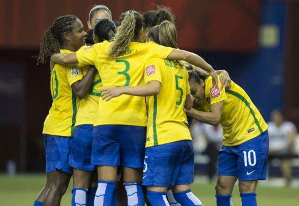 Brasil vence Canadá e mantém 100% de aproveitamento no futebol feminino