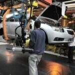 Com férias coletivas, GM interrompe toda produção de carros no Brasil