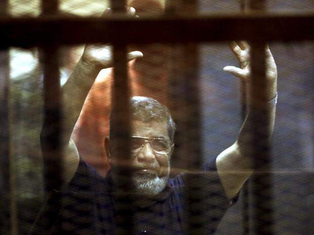 Tribunal egípcio condena Mohamed Morsi à morte