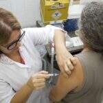 Sesau disponibiliza vacina contra gripe para população de risco até o fim do estoque