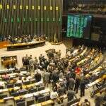 Câmara interrompe votação de ajuste fiscal em função de incidente com senadores