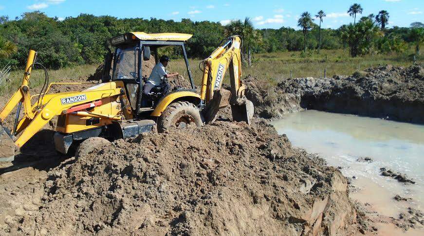 Fazendeiro é multado em R$ 5 mil por degradação de área protegida para construir tanques