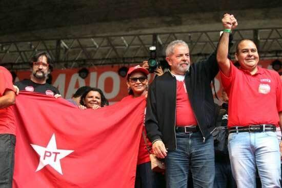 Em evento da CUT, Lula perde ‘paciência’ com presidente Dilma