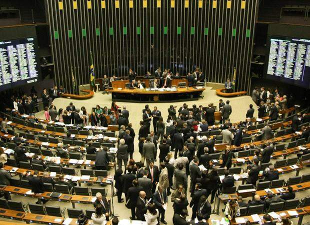 Câmara corta verba de partidos sem deputados ou senadores