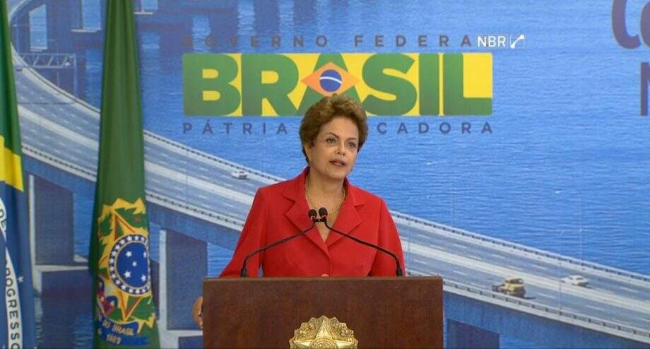 Dilma analisará veto a mudança no fator previdenciário, diz Temer