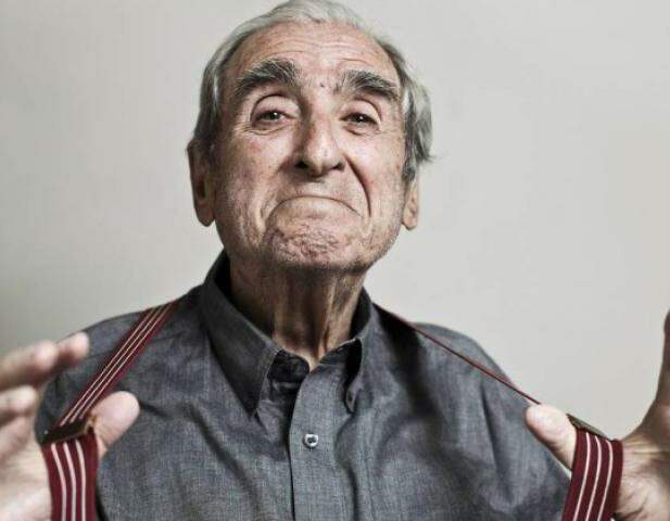 Morre o ator Elias Gleizer, aos 81 anos, após queda em escada de shopping
