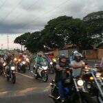 VÍDEO: motociclistas fazem cortejo para funeral de vítima de acidente