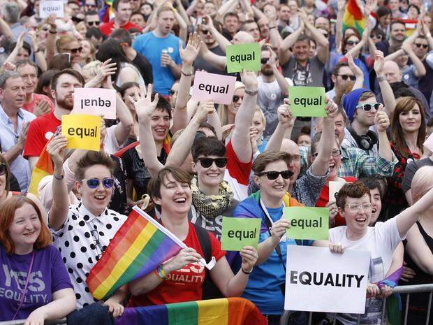 Irlanda aprova em referendo o casamento gay, diz TV local