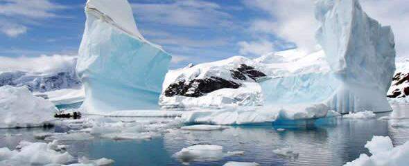 Plataforma de gelo se desintegra com rapidez na Antártida