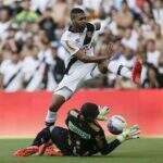 Vasco derrota Botafogo e vence Carioca após 12 anos