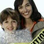 ‘Pior mãe do mundo’ vira conselheira de pais superprotetores