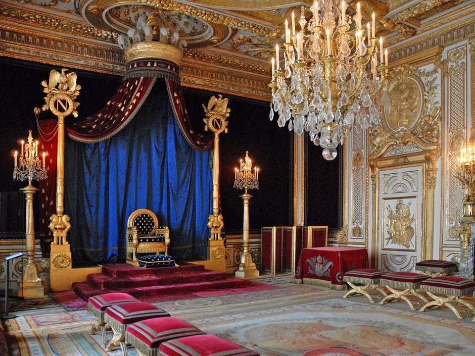 França: peças raras são roubadas do Castelo de Fontainebleau
