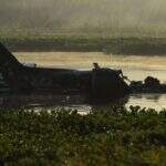 Avião argentino cai no Uruguai pouco após decolar e dez pessoas morrem