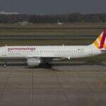 Autoridades francesas dizem que copiloto quis derrubar A320