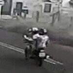 ‘Casal da moto preta’ aterroriza com assaltos em bairros e pontos de ônibus