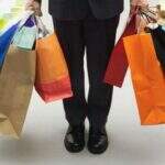 Consumidor menos animado a gasta diz levantamento