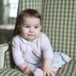Família real britânica divulga novas fotos da princesa Charlotte