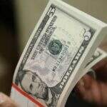 Dólar cai após reforma ministerial e cortes de gastos