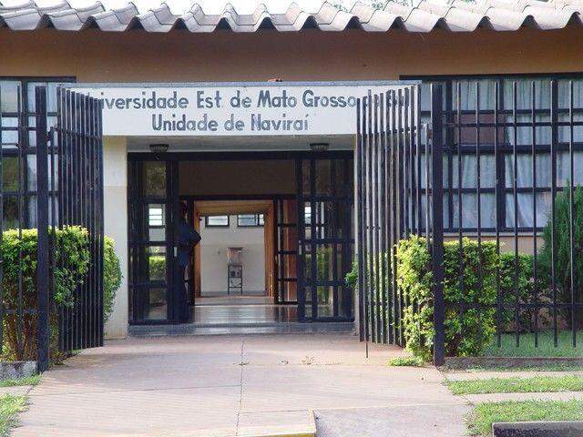 UEMS de Naviraí abre seleção para docente temporário na área de Libras e Direito