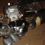 Jovem que transportava maconha morre após colidir moto com Corola