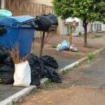 Com risco de nova greve, moradores ainda enfrentam acúmulo de lixo