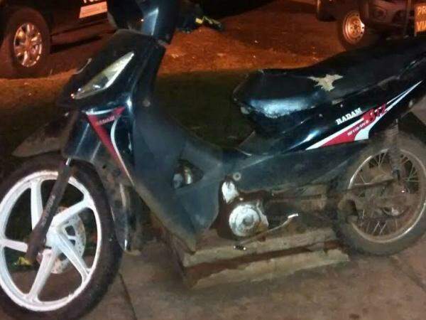 Ladrãozinho vende moto por ‘trintão’ em oficina e acaba todo mundo preso