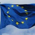 UE aprova registro de dados de passageiros aéreos