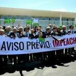 Oposição faz ato a favor do impeachment de Dilma em frente ao Planalto