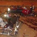 Colisão frontal entre motociclistas deixa uma pessoa morta
