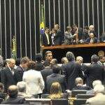 PCdoB denuncia complô contra Dilma; deputados de PR e PSB anunciam voto pelo impeachment