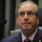 Cunha chega ao Senado para entregar processo de impeachment de Dilma