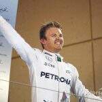Rosberg vence quinta seguida em prova agitada no Bahrein