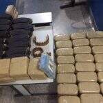 Polícia encontra cocaína, pasta base e munição em aeronave abandonada na fronteira