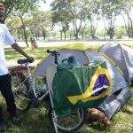 Homem pedala do Pará a Brasília para pedir impeachment de Dilma