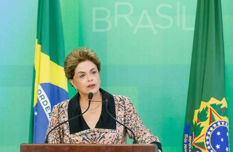 Dilma suaviza discurso na ONU, mas ofensiva faz Temer reagir