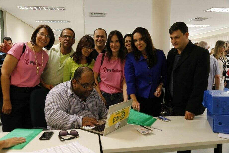 Rede e PV registram aliança com 44 candidatos a vereador e Marcelo Bluma