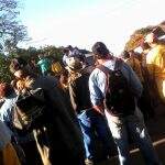 Sem cesta básica, trabalhadores mantêm protesto em pátio da Seintrha