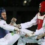 Maicon Siqueira vence no taekwondo e avança para as quartas de final