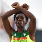 Maratonista que protestou contra governo não vai voltar à Etiópia