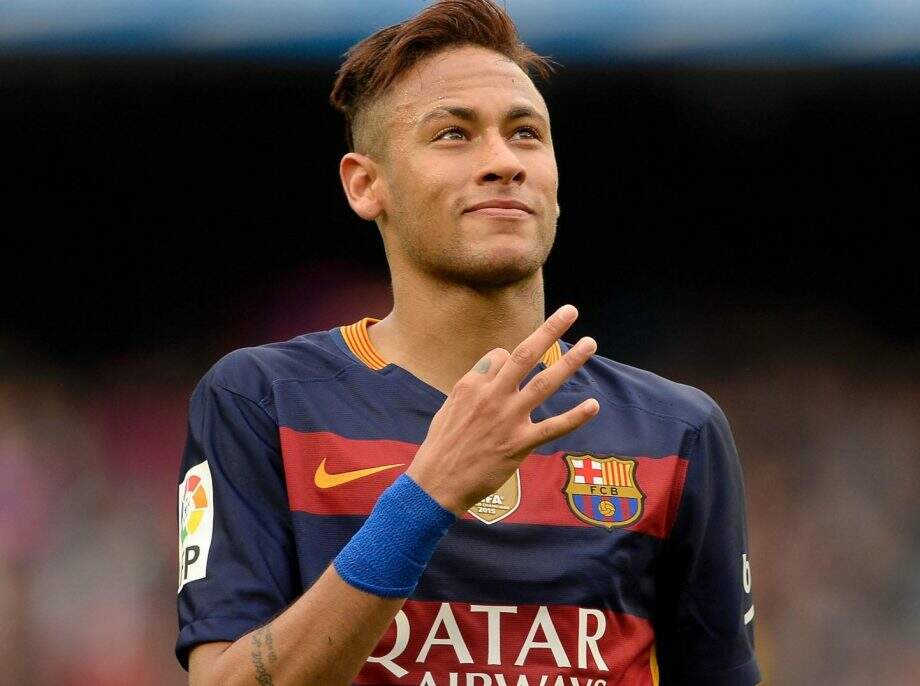 Neymar e Oscar são os jogadores mais bem pagos do mundo, diz jornal
