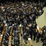 Oposição na Câmara apoia manifesto pró-impeachment de Dilma