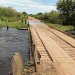 Nível do Rio Paraguai baixa, mas Estrada Parque continua com pontos de alagamentos