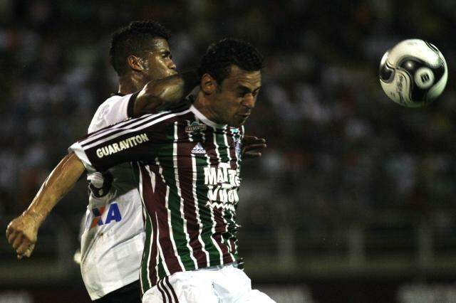 Fred é expulso, e Fluminense perde para o Atlético-PR na Primeira Liga