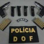 Dois são presos a caminho de Brasília com armas e munições de uso restrito