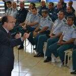 Secretário ministra aula do curso de formação de sargentos da Polícia Militar