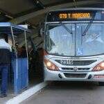 Passageiros temem atrasos com redução de ônibus nas ruas por causa de férias escolares