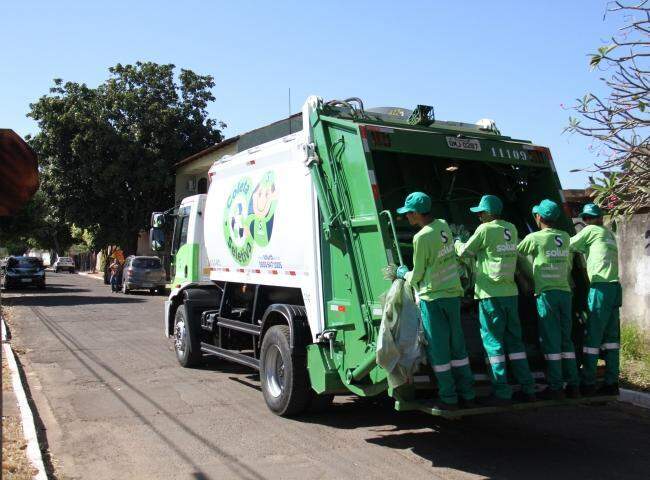 Prefeitura notifica Solurb para retorno imediato da coleta de lixo