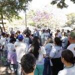 Paralisados desde terça, agentes de limpeza da UFMS ameaçam greve