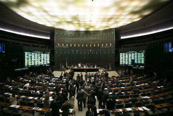 Congresso Nacional aprova destaques e derruba três vetos presidenciais